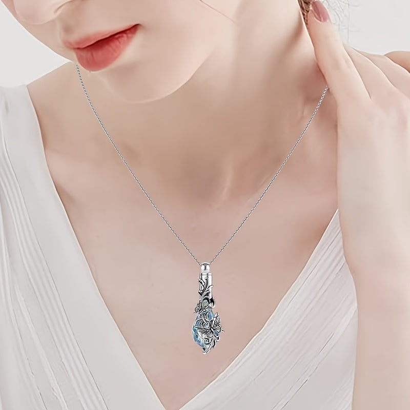 Collier urne en papillon